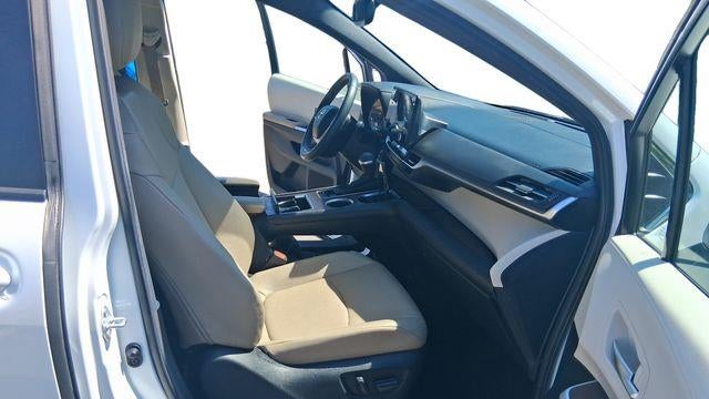 2023 Toyota Sienna XLE 8-Passenger