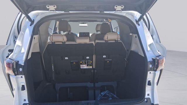 2023 Toyota Sienna XLE 8-Passenger