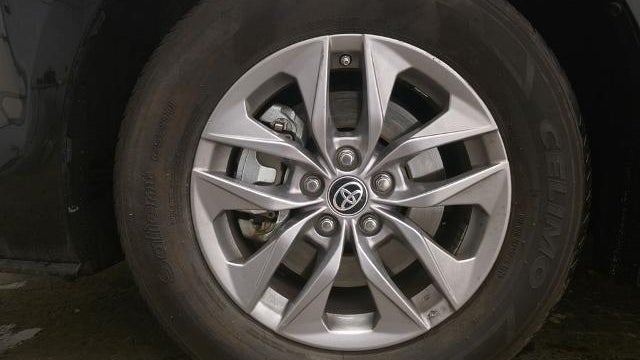 2024 Toyota Sienna XLE 8-Passenger