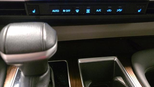 2024 Toyota Sienna XLE 8-Passenger
