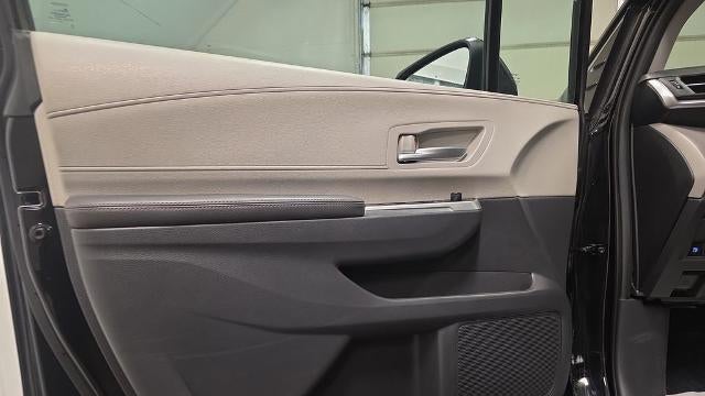 2024 Toyota Sienna XLE 8-Passenger