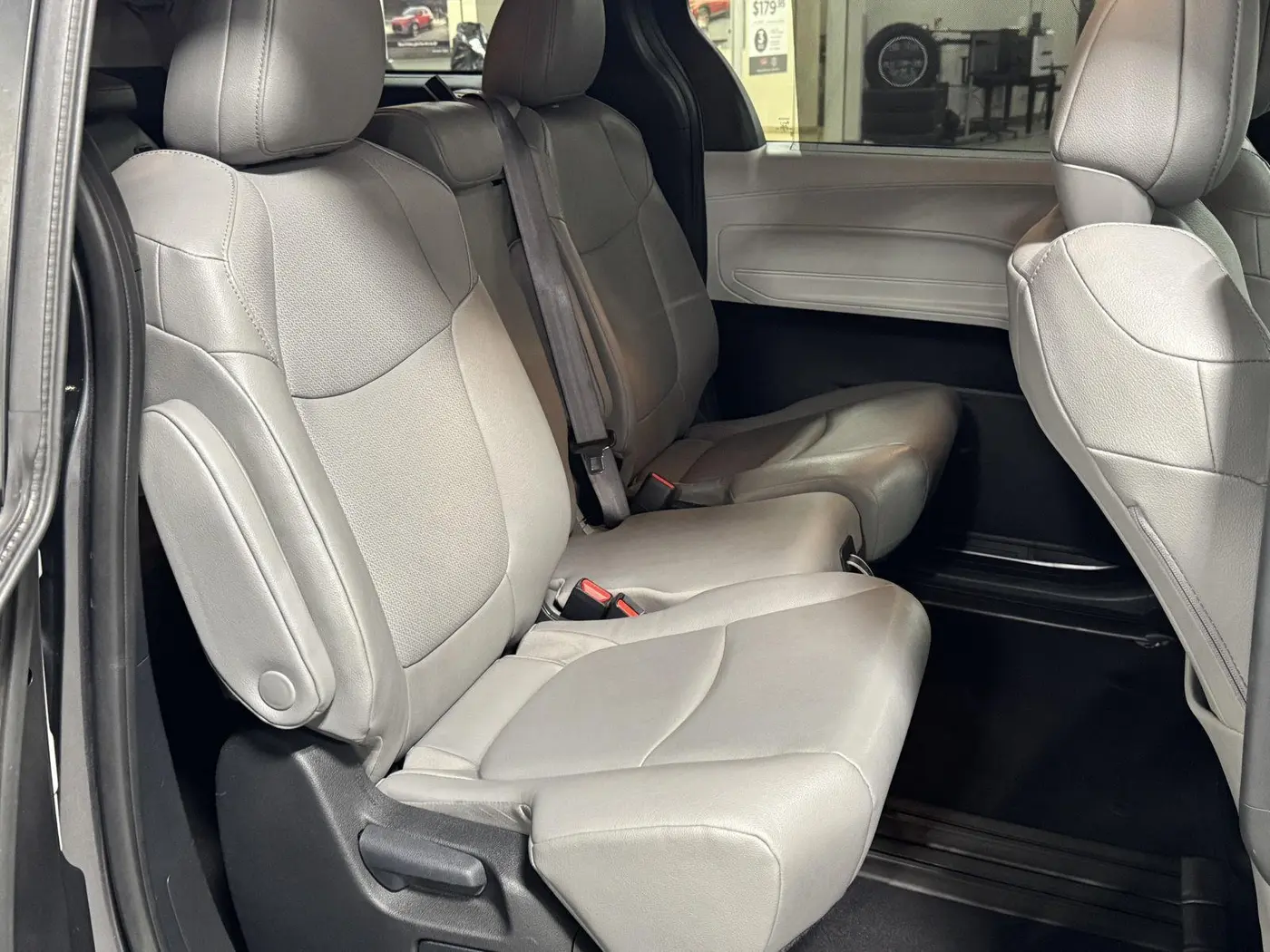 2025 Toyota Sienna - $43,698