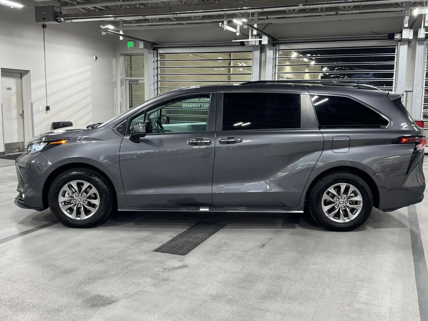 2025 Toyota Sienna - $43,698