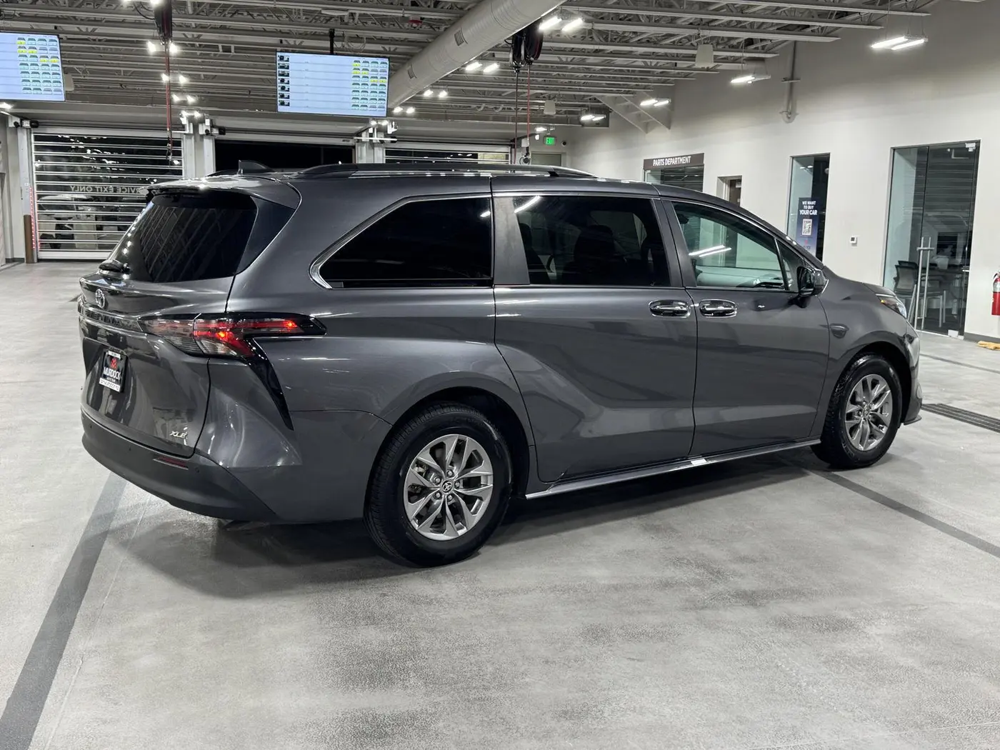 2025 Toyota Sienna - $43,698