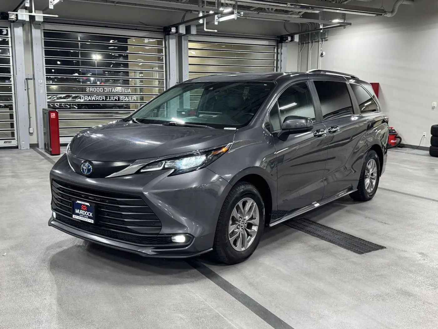 2025 Toyota Sienna - $43,698