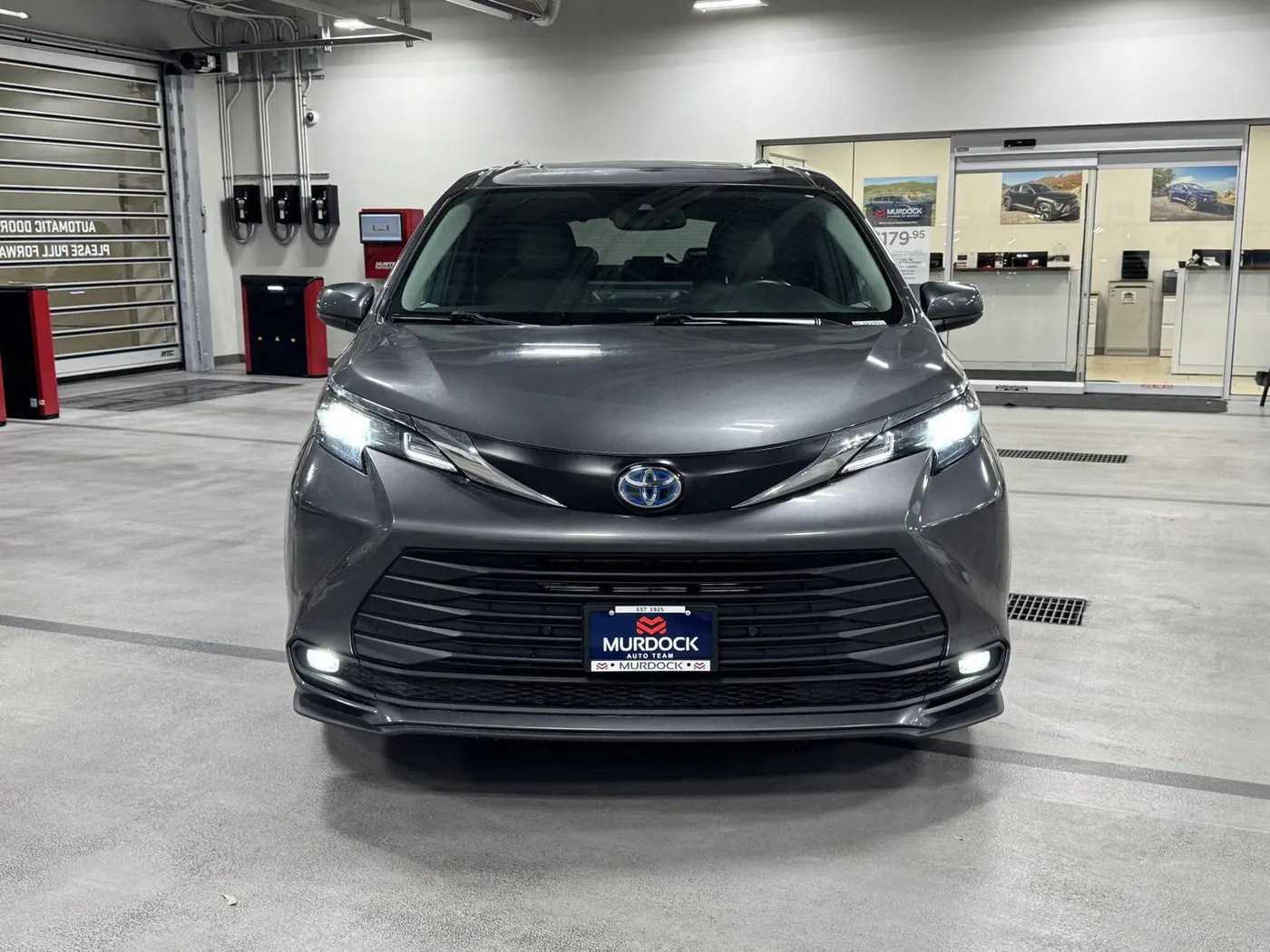 2025 Toyota Sienna - $43,698