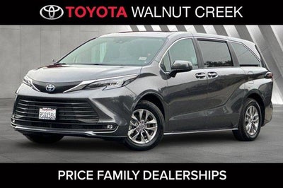 Photo of a 2025 Toyota Sienna AWD XLE 7-Passenger 4DR Mini-Van for sale
