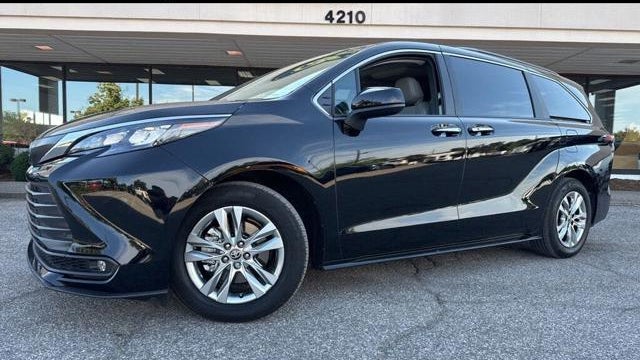 Preowned 2026 Toyota Sienna XLE 7-Passenger for Sale