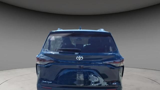 2026 Toyota Sienna XLE 7-Passenger