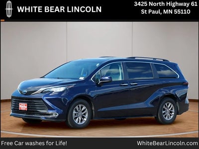 Photo of a 2023 Toyota Sienna AWD XLE 7-Passenger 4DR Mini-Van for sale