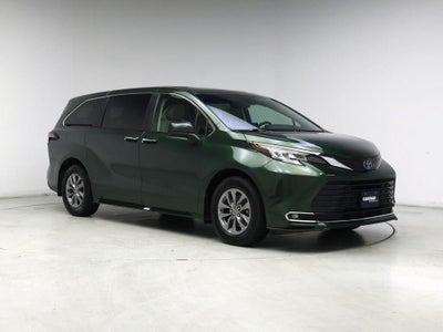 2022 Toyota Sienna AWD XLE 7-Passenger 4DR Mini-Van