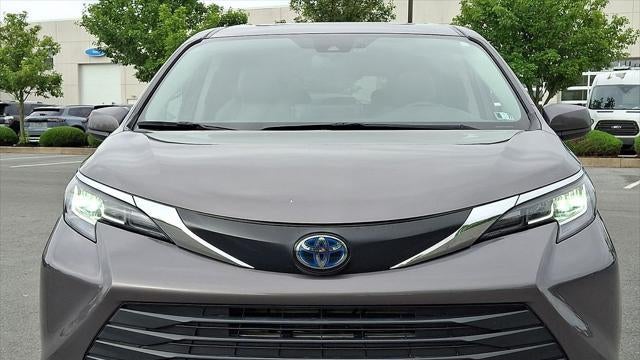 2021 Toyota Sienna XLE 7-Passenger