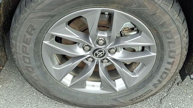 2021 Toyota Sienna XLE 7-Passenger