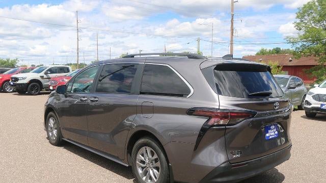 2023 Toyota Sienna XLE 7-Passenger