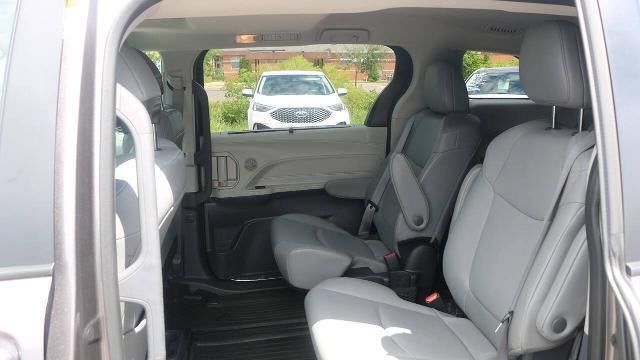 2023 Toyota Sienna XLE 7-Passenger