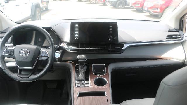 2023 Toyota Sienna XLE 7-Passenger