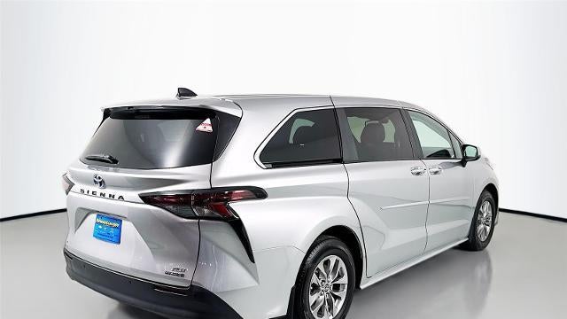 2024 Toyota Sienna XLE 7-Passenger