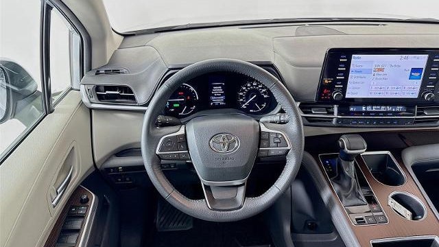 2024 Toyota Sienna XLE 7-Passenger