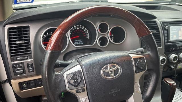 2016 Toyota Sequoia Platinum