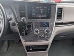 2017 Sienna Thumbnail 23