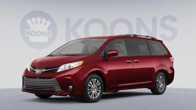 Preowned 2018 Toyota Sienna XLE 8-Passenger for Sale