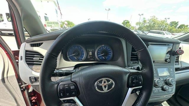 2018 Toyota Sienna XLE 8-Passenger