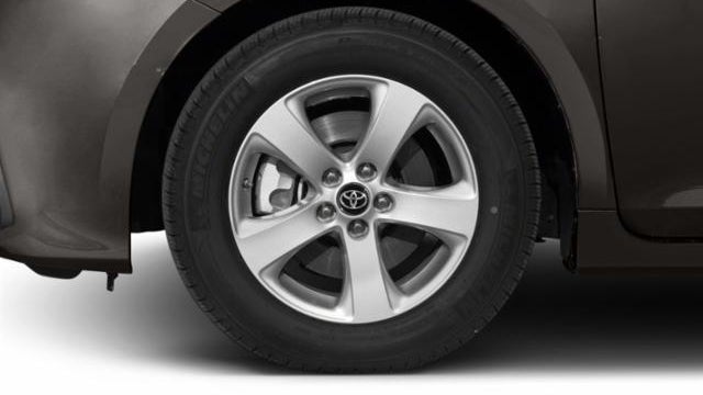 2018 Toyota Sienna XLE 8-Passenger