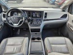 2017 Sienna Thumbnail 27