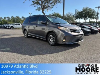 2020 Toyota Sienna XLE 7-Passenger Auto Access Seat 4DR Mini-Van