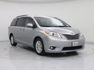 2017 Toyota Sienna with Silver Sky Metallic Exterior