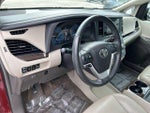 2017 Sienna Thumbnail 24