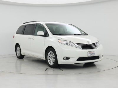 Photo of a 2017 Toyota Sienna XLE 7-Passenger Auto Access Seat 4DR Mini-Van for sale