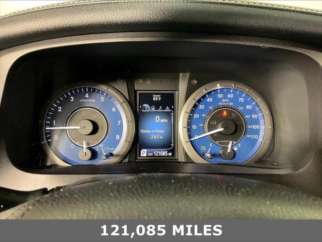 2017 Toyota Sienna - $18,280