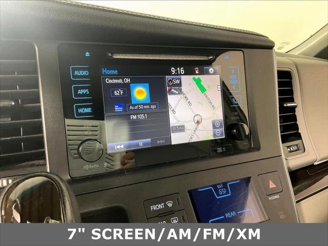 2017 Toyota Sienna - $18,280