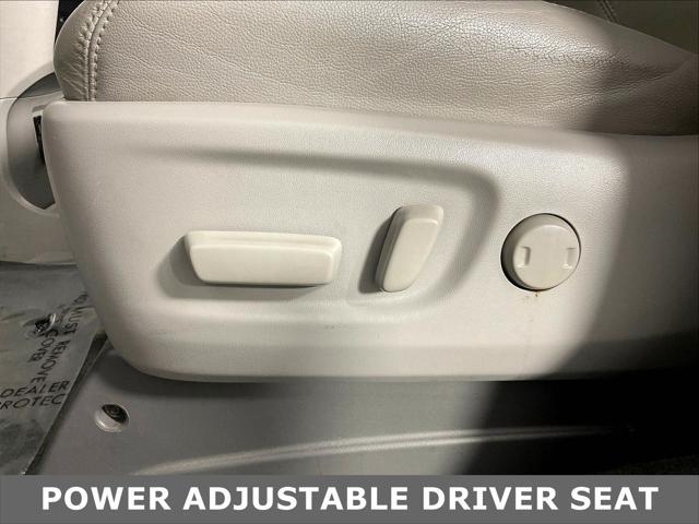 2017 Toyota Sienna - $18,280