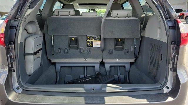2019 Toyota Sienna XLE 7-Passenger Auto Access Seat