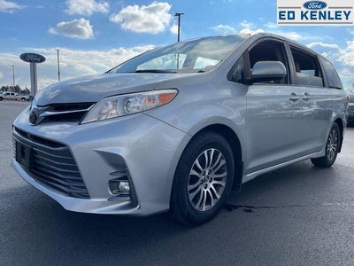 2020 Toyota Sienna XLE 7-Passenger Auto Access Seat 4DR Mini-Van