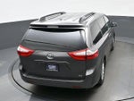 2017 Sienna Thumbnail 38