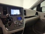 2018 Sienna Thumbnail 16
