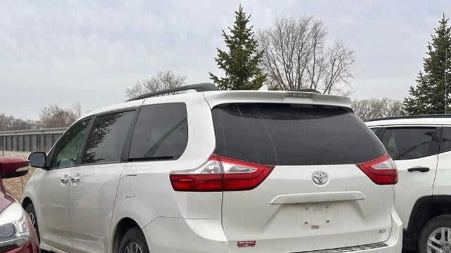 2018 Toyota Sienna Limited Premium 7-Passenger