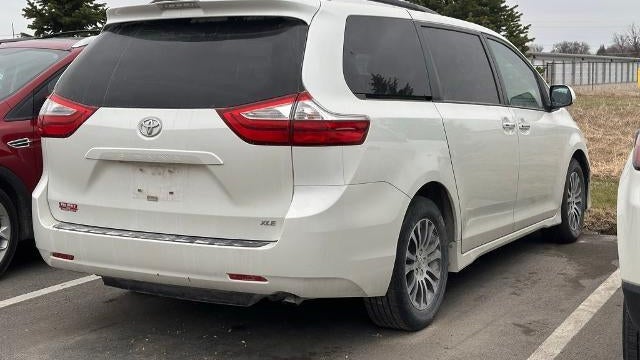 2018 Toyota Sienna Limited Premium 7-Passenger