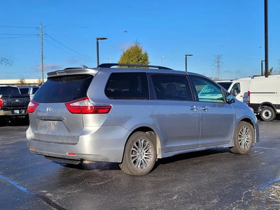 Photo of a 2018 Toyota Sienna XLE 8-Passenger 4DR Mini-Van for sale