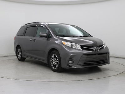 Photo of a 2018 Toyota Sienna XLE 8-Passenger 4DR Mini-Van for sale