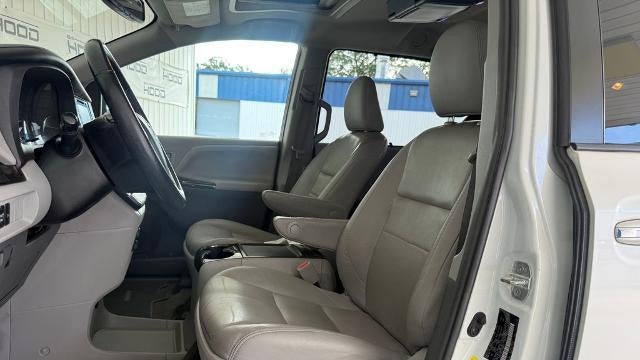 2018 Toyota Sienna XLE 8-Passenger