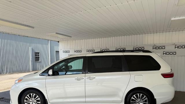 2018 Toyota Sienna XLE 8-Passenger