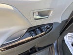 2017 Sienna Thumbnail 15