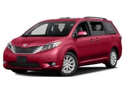 2017 Toyota Sienna XLE 7-Passenger Auto Access Seat 4DR Mini-Van