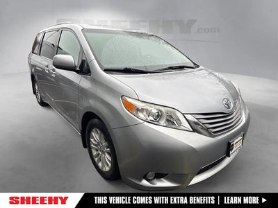 Photo of a 2017 Toyota Sienna XLE 8-Passenger 4DR Mini-Van for sale