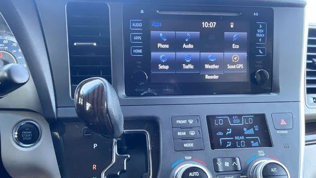 2017 Toyota Sienna Limited Premium 7-Passenger