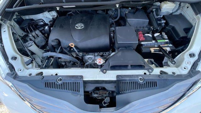 2017 Toyota Sienna Limited Premium 7-Passenger